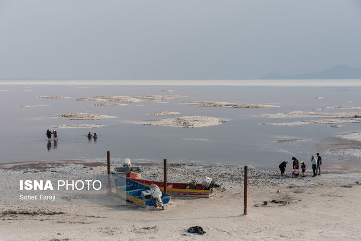 دریاچه ارومیه در آستانه خشکی کامل