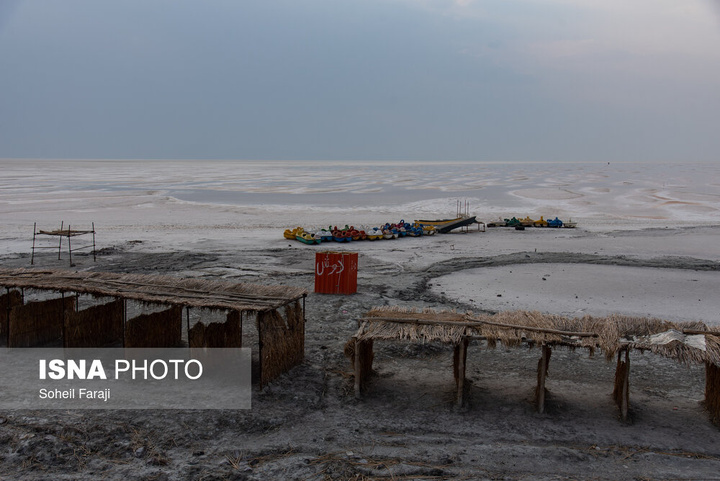 دریاچه ارومیه در آستانه خشکی کامل