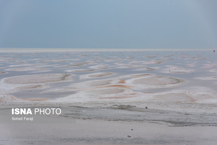 دریاچه ارومیه در آستانه خشکی کامل