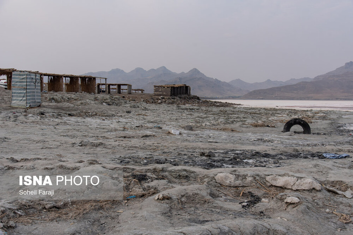 دریاچه ارومیه در آستانه خشکی کامل