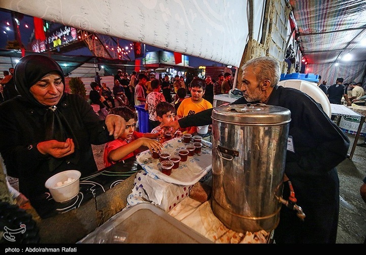 موکبهای پذیرایی از زوار اربعین حسینی در همدان