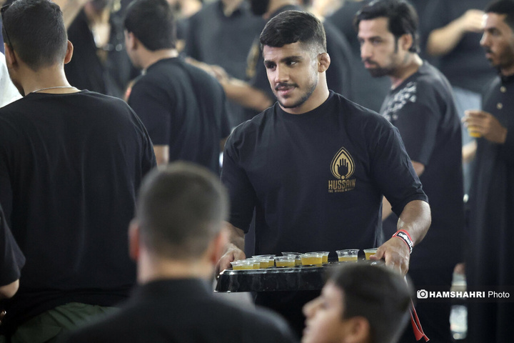 حضور ورزشکاران و قهرمانان ملی در پیاده روی اربعین حسینی