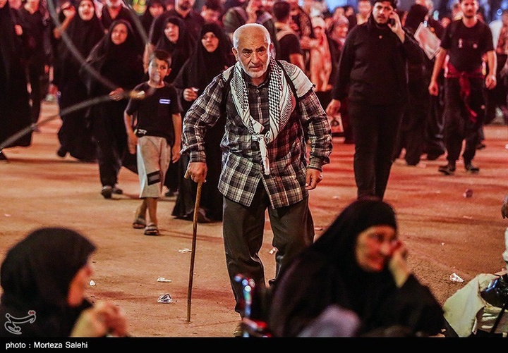 پیاده روی شبانه در مسیر نجف به کربلا