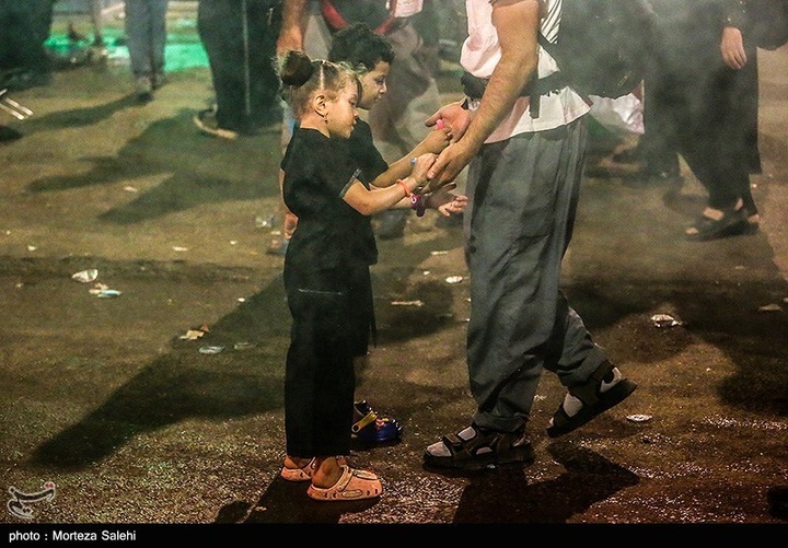 پیاده روی شبانه در مسیر نجف به کربلا