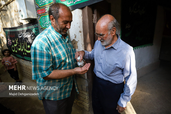روضه‌خوانی سنتی در روستای منشاد مهریز