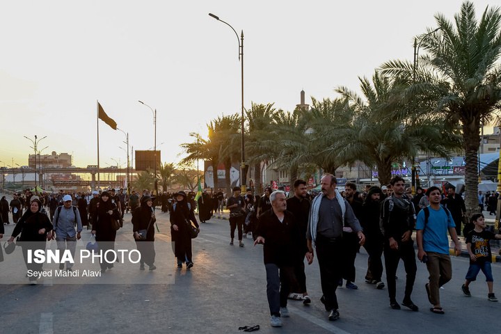 ابتدای مسیر پیاده روی اربعین از شهر نجف