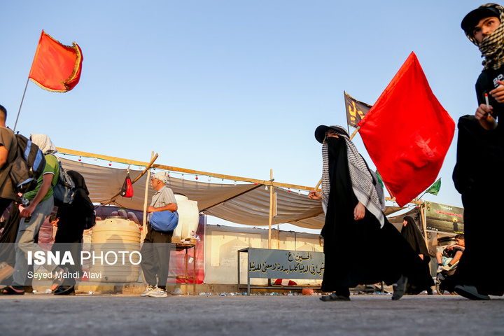 ابتدای مسیر پیاده روی اربعین از شهر نجف