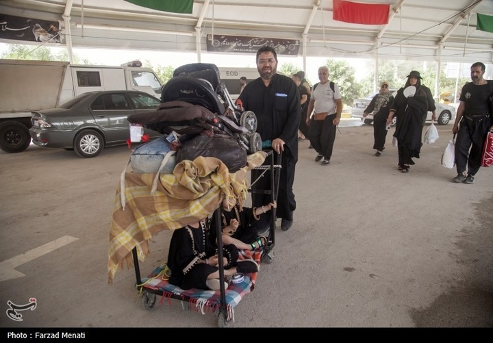 بازگشت زائران اربعین حسینی از مرز خسروی