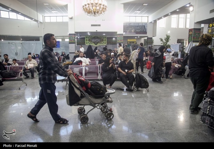 بازگشت زائران اربعین حسینی از مرز خسروی