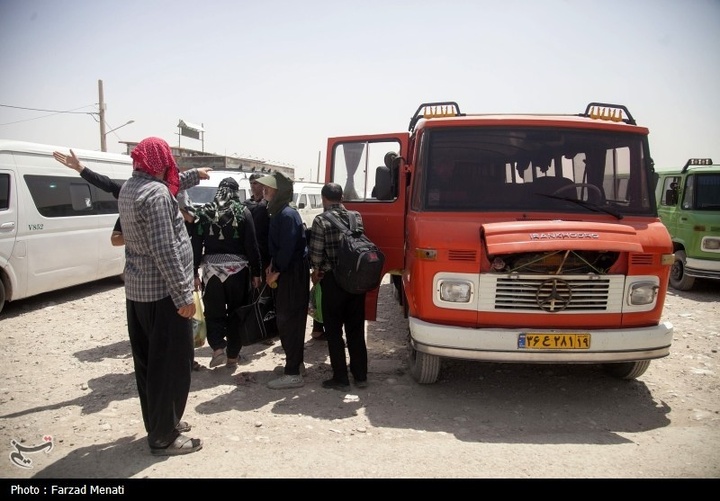 بازگشت زائران اربعین حسینی از مرز خسروی
