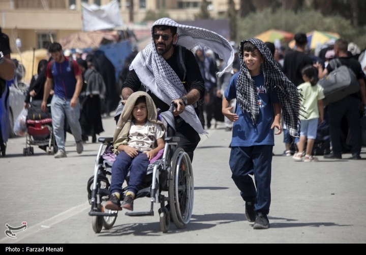 بازگشت زائران اربعین حسینی از مرز خسروی