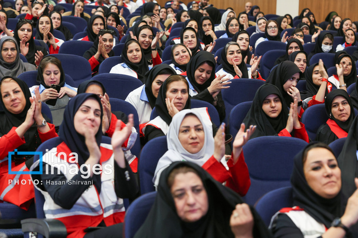 بزرگداشت روز جهانی بشردوستی