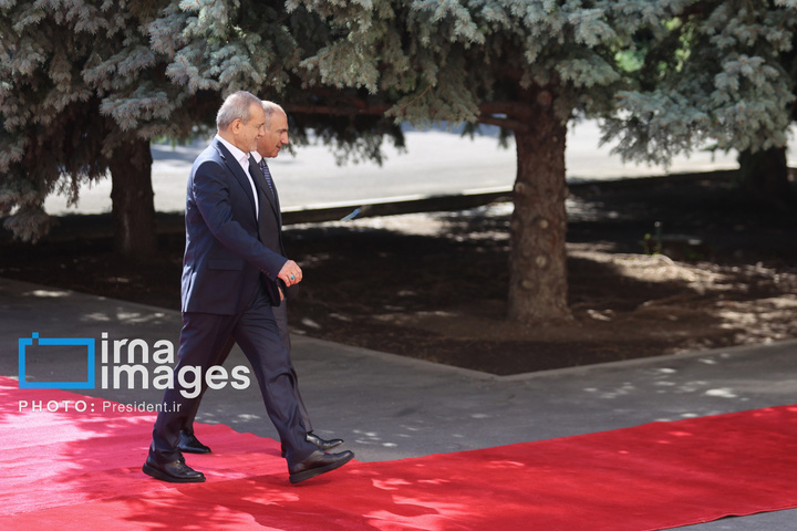 سفر رئیس جمهور به ارمنستان