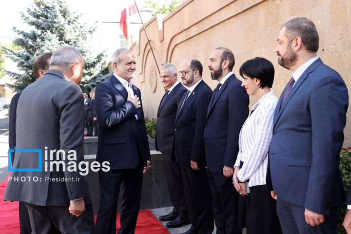 سفر رئیس جمهور به ارمنستان