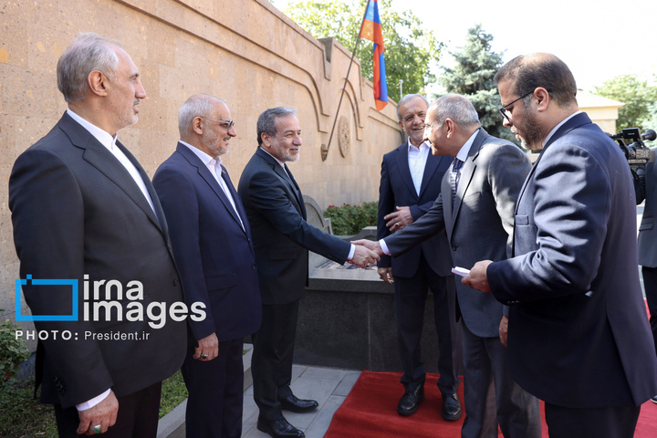 سفر رئیس جمهور به ارمنستان