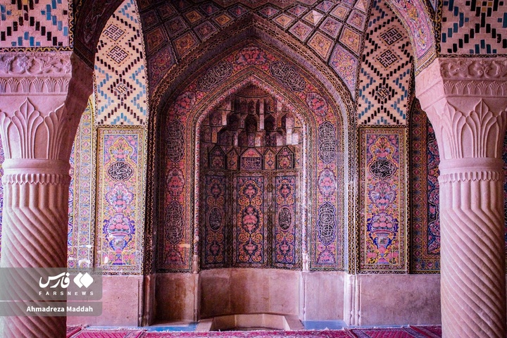 مسجد "صورتی"