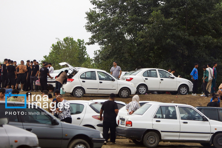 آب‌تنی در روزهای داغ تابستان