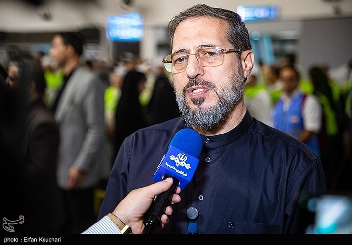 اعزام اولین گروه از زائران حج عمره ۱۴۰۴