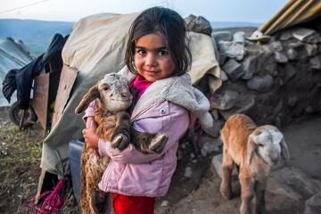 روایت تصویریِ «عشایر کُرمانج»