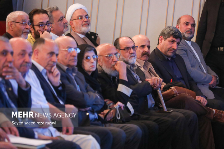 مراسم بزرگداشت زنده‌ یاد محمود فرشچیان