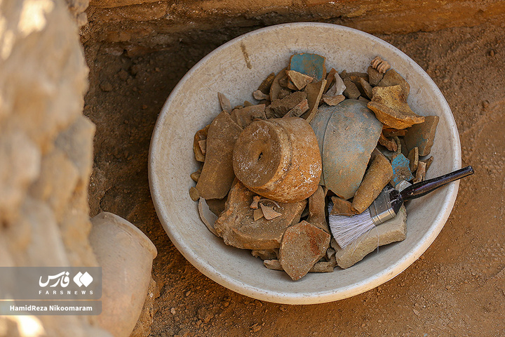 کشف اشیای تاریخی در اصفهان