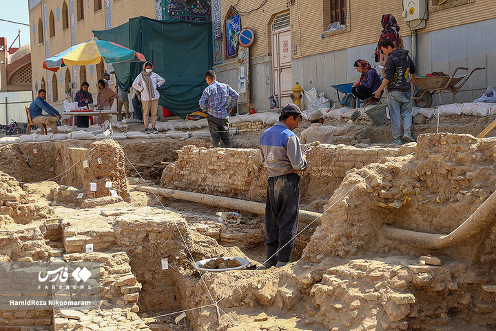 کشف اشیای تاریخی در اصفهان
