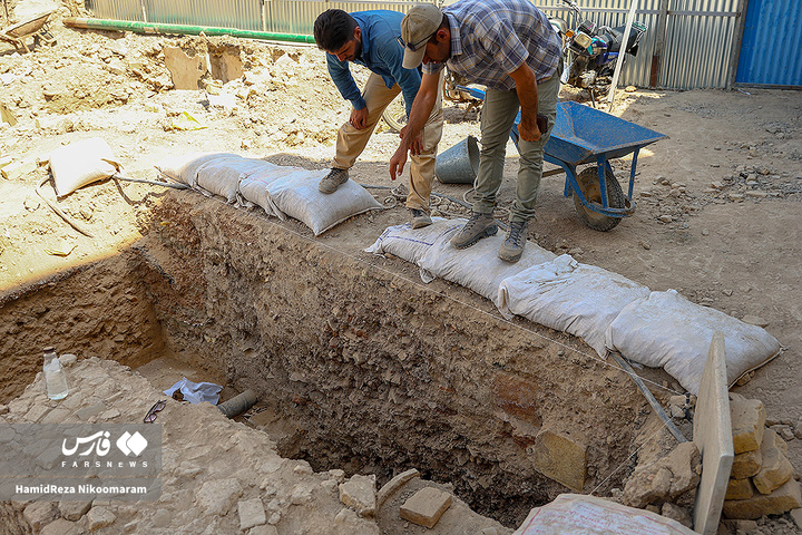 کشف اشیای تاریخی در اصفهان