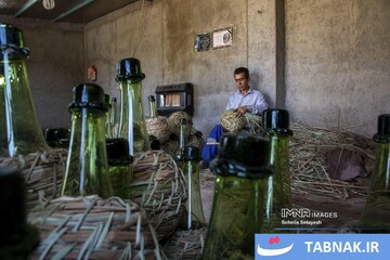 شیشه گری سنتی میمند