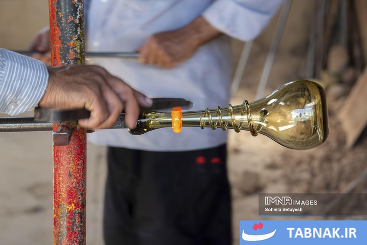 شیشه گری سنتی میمند