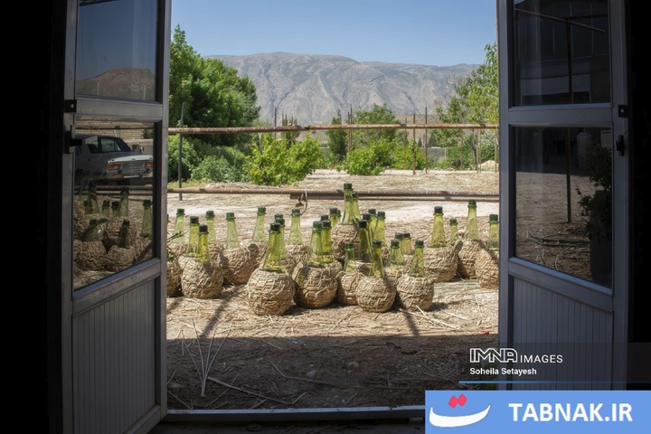 شیشه گری سنتی میمند