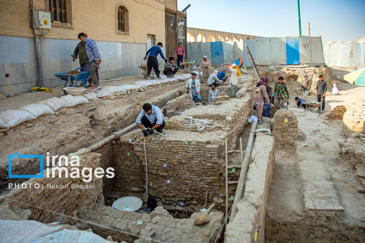 کاوش در محوطه تاریخی «کمرزرین» اصفهان