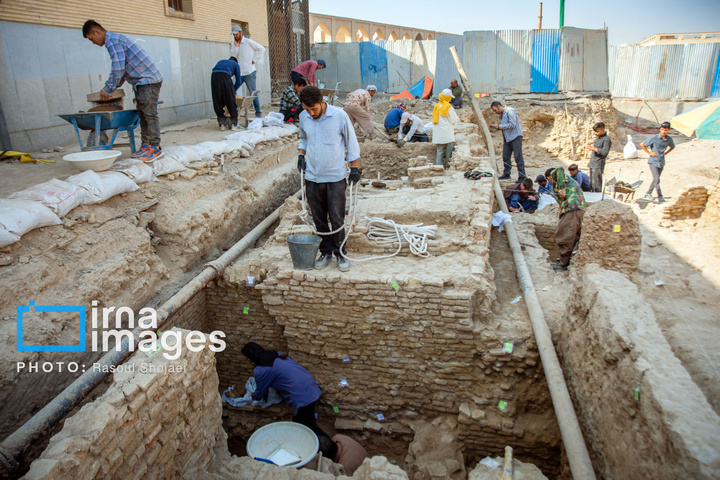 کاوش در محوطه تاریخی «کمرزرین» اصفهان