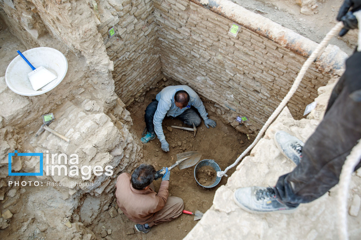 کاوش در محوطه تاریخی «کمرزرین» اصفهان