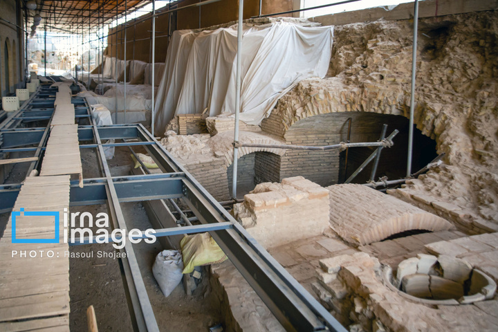 کاوش در محوطه تاریخی «کمرزرین» اصفهان