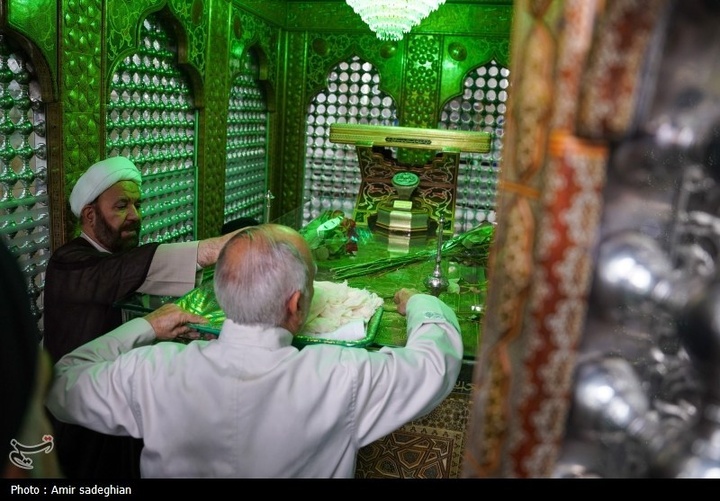 آیین غبارروبی حرم مطهر حضرت شاهچراغ علیه السلام