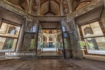 کاخ هشت بهشت اصفهان