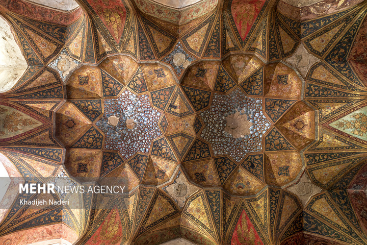 کاخ هشت بهشت اصفهان