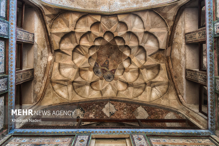 کاخ هشت بهشت اصفهان