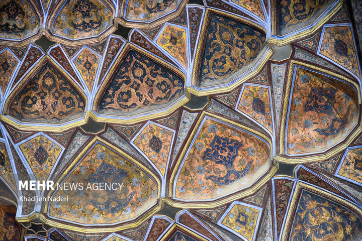 کاخ هشت بهشت اصفهان