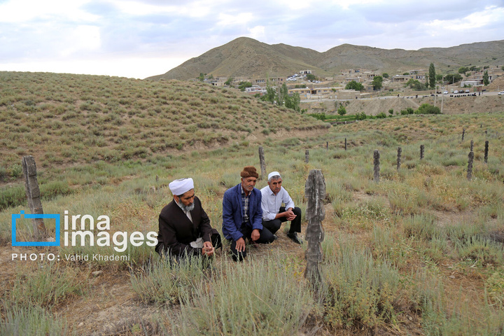 قبرستان چوبی «باغلق»