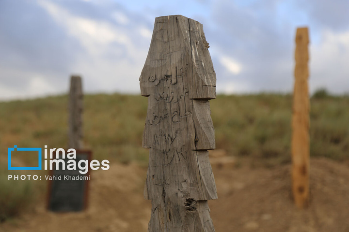 قبرستان چوبی «باغلق»