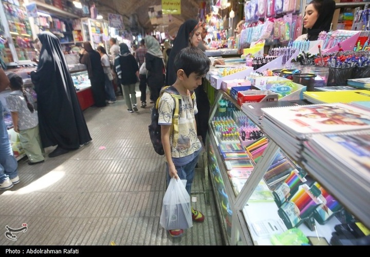 بازار فروش لوازم التحریر در آستانه آغاز سال تحصیلی