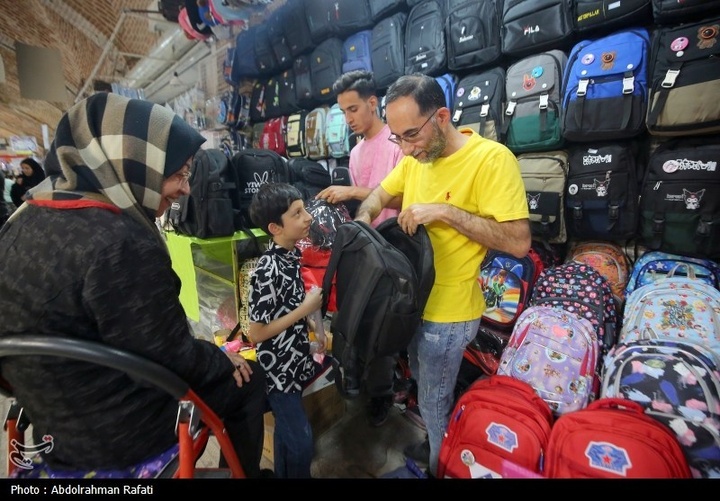 بازار فروش لوازم التحریر در آستانه آغاز سال تحصیلی