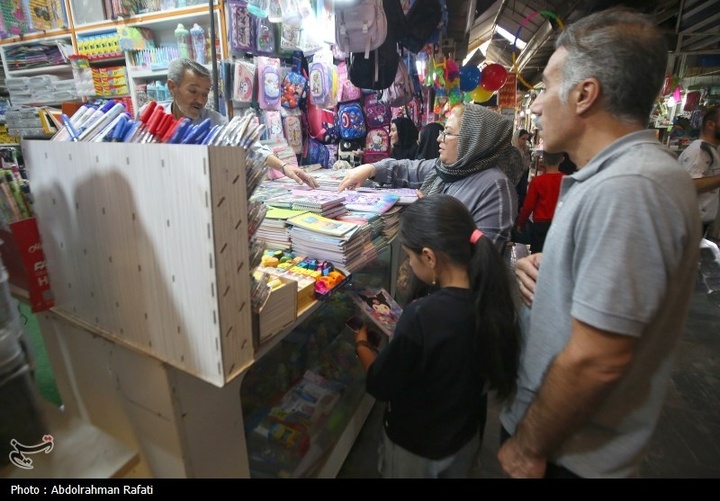 بازار فروش لوازم التحریر در آستانه آغاز سال تحصیلی