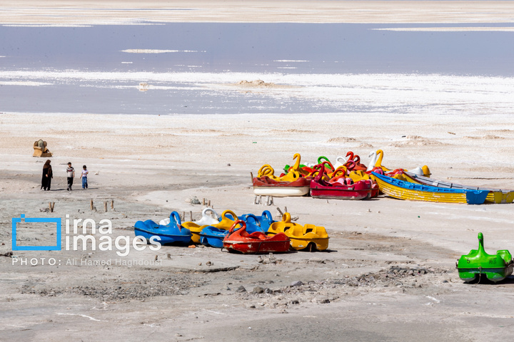 بی آبیِ دریا