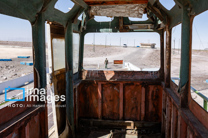 بی آبیِ دریا