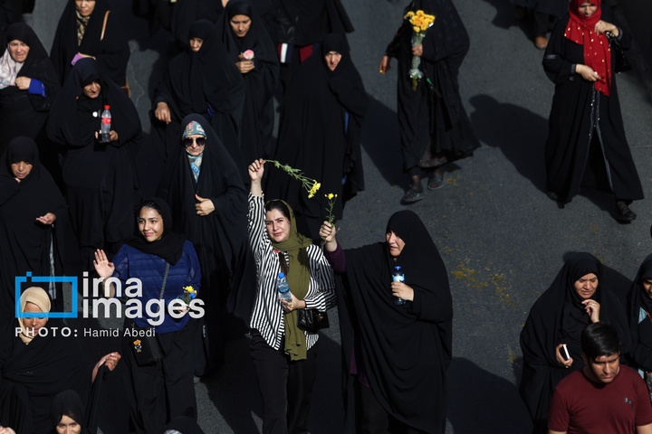 استقبال از کاروان نمادین حضرت معصومه سلام الله علیها