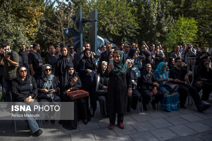 مراسم تشییع پیکر امید جهان