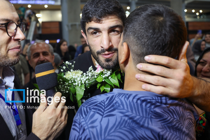 بازگشت تیم ملی کشتی آزاد ایران از زاگرب