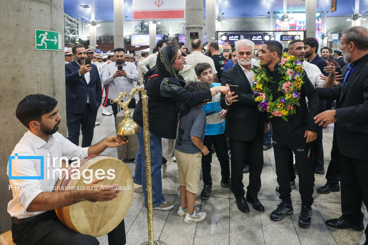 بازگشت تیم ملی کشتی آزاد ایران از زاگرب